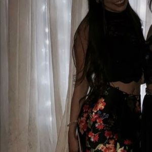 Junior 2-piece prom dress